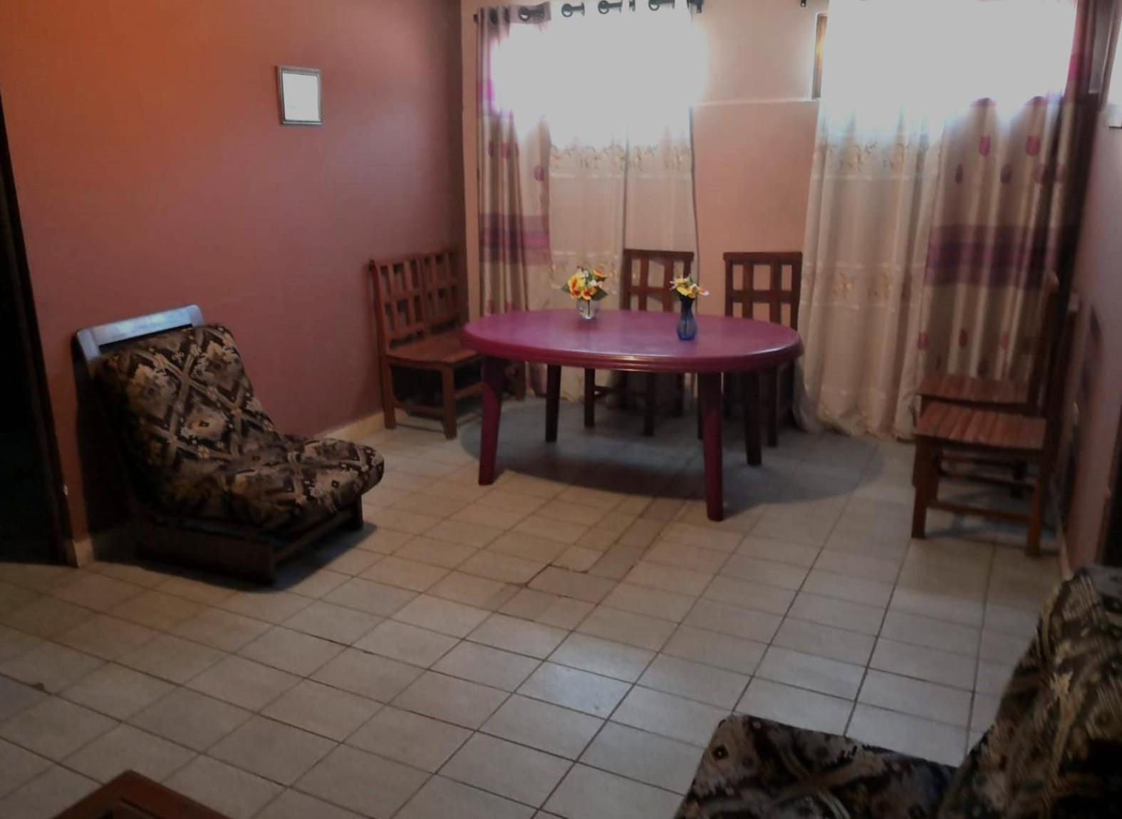 Casa Discreta Cochabamba Hotell Eksteriør bilde